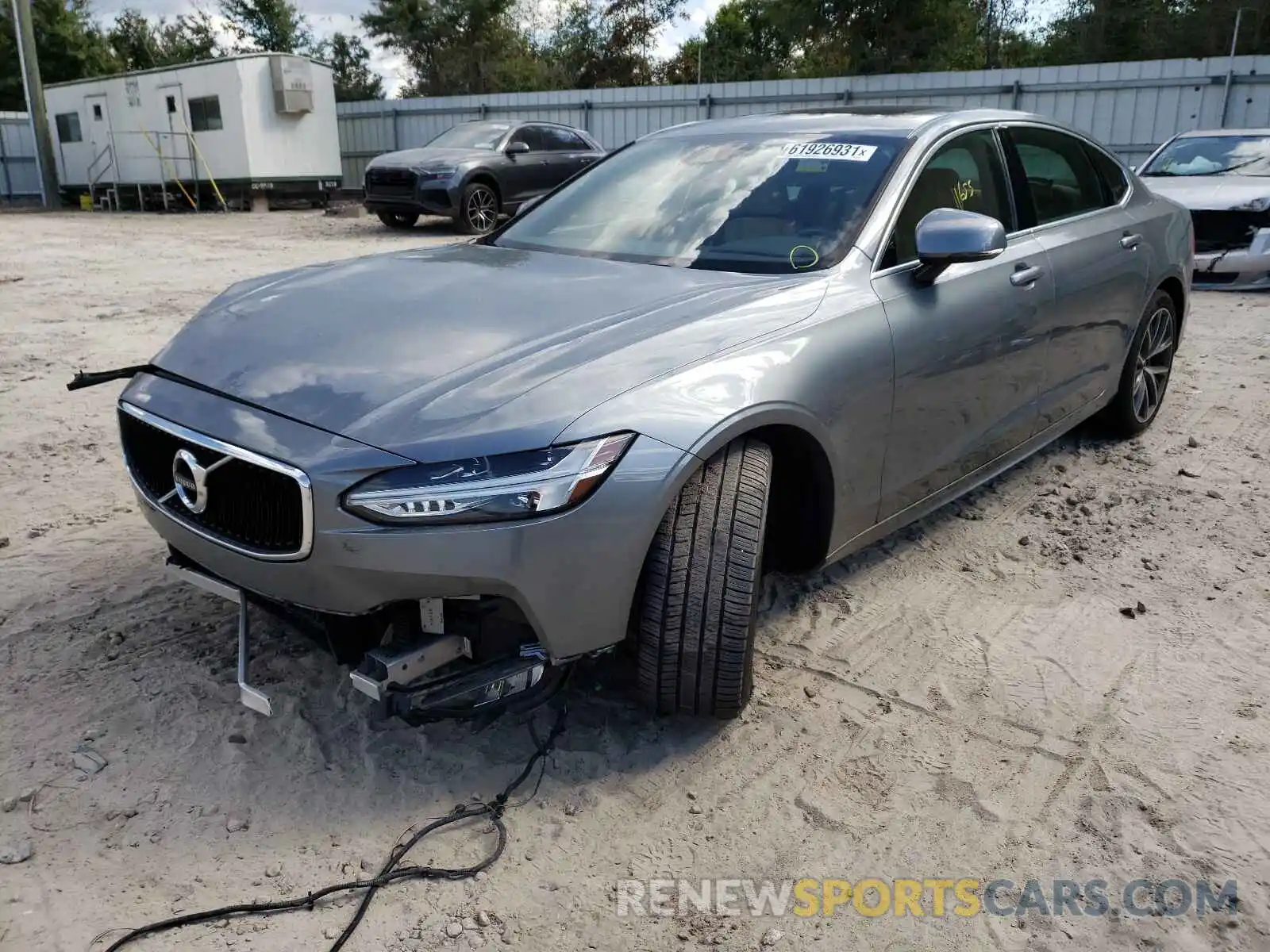 2 Photograph of a damaged car LVY102AK2KP078329 VOLVO S90 2019