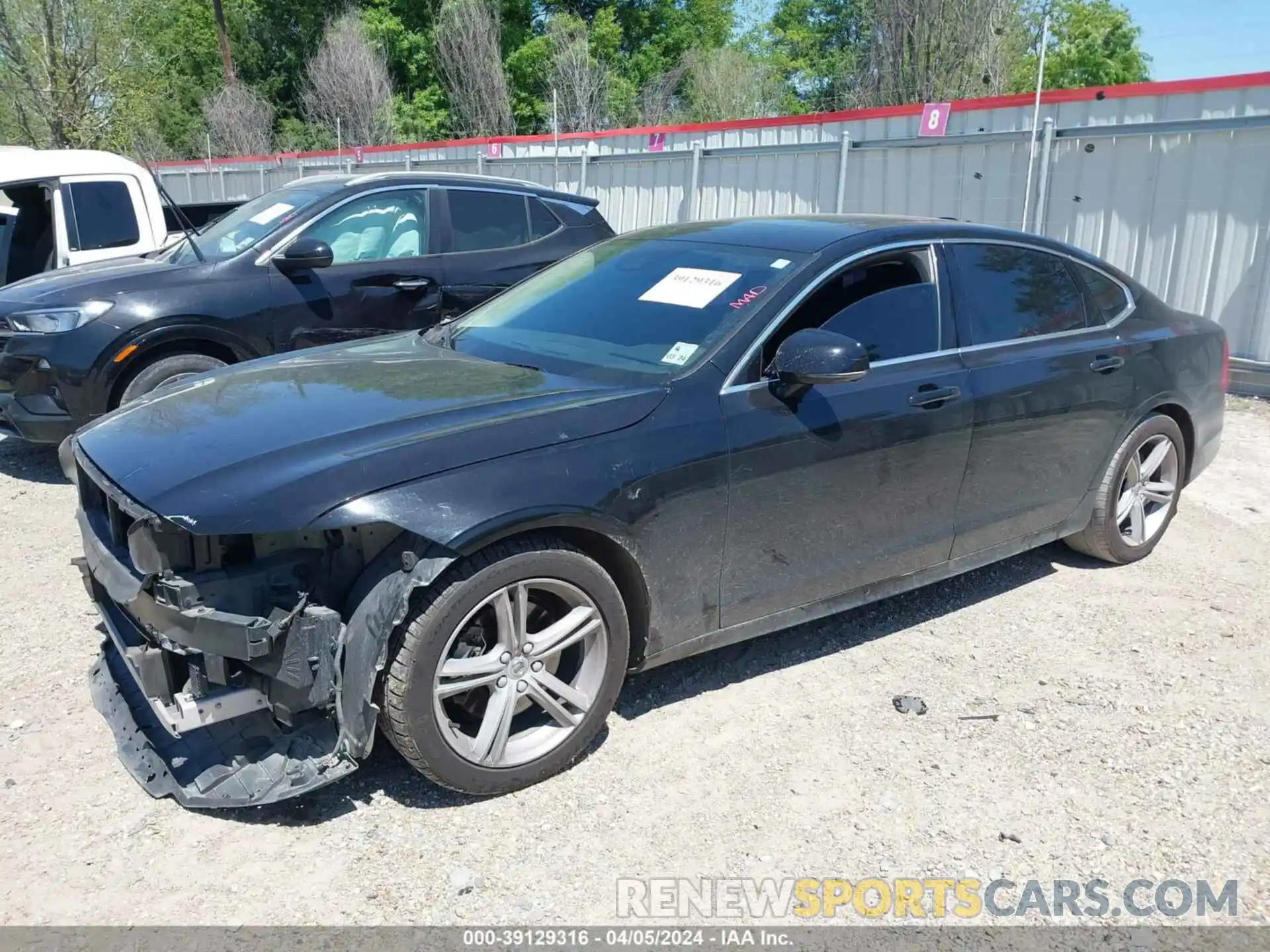 2 Photograph of a damaged car LVY102AK3KP084270 VOLVO S90 2019