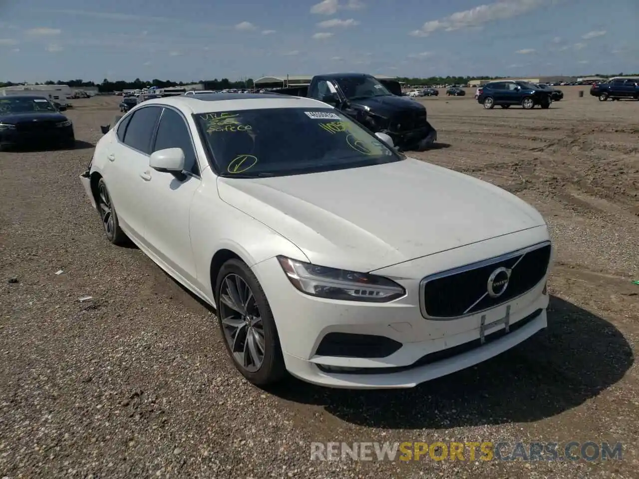 1 Photograph of a damaged car LVY102AK5KP110531 VOLVO S90 2019