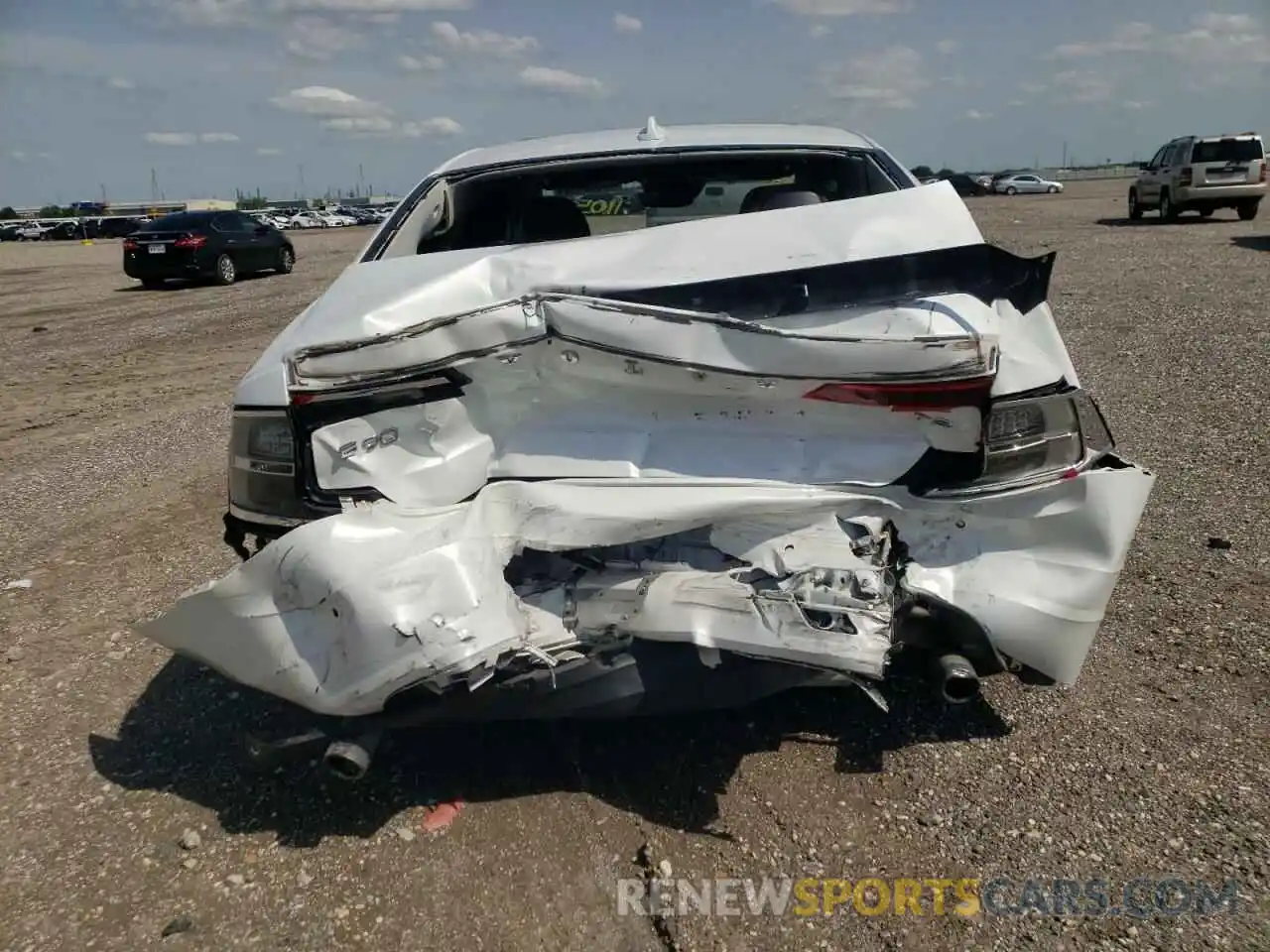 9 Photograph of a damaged car LVY102AK5KP110531 VOLVO S90 2019