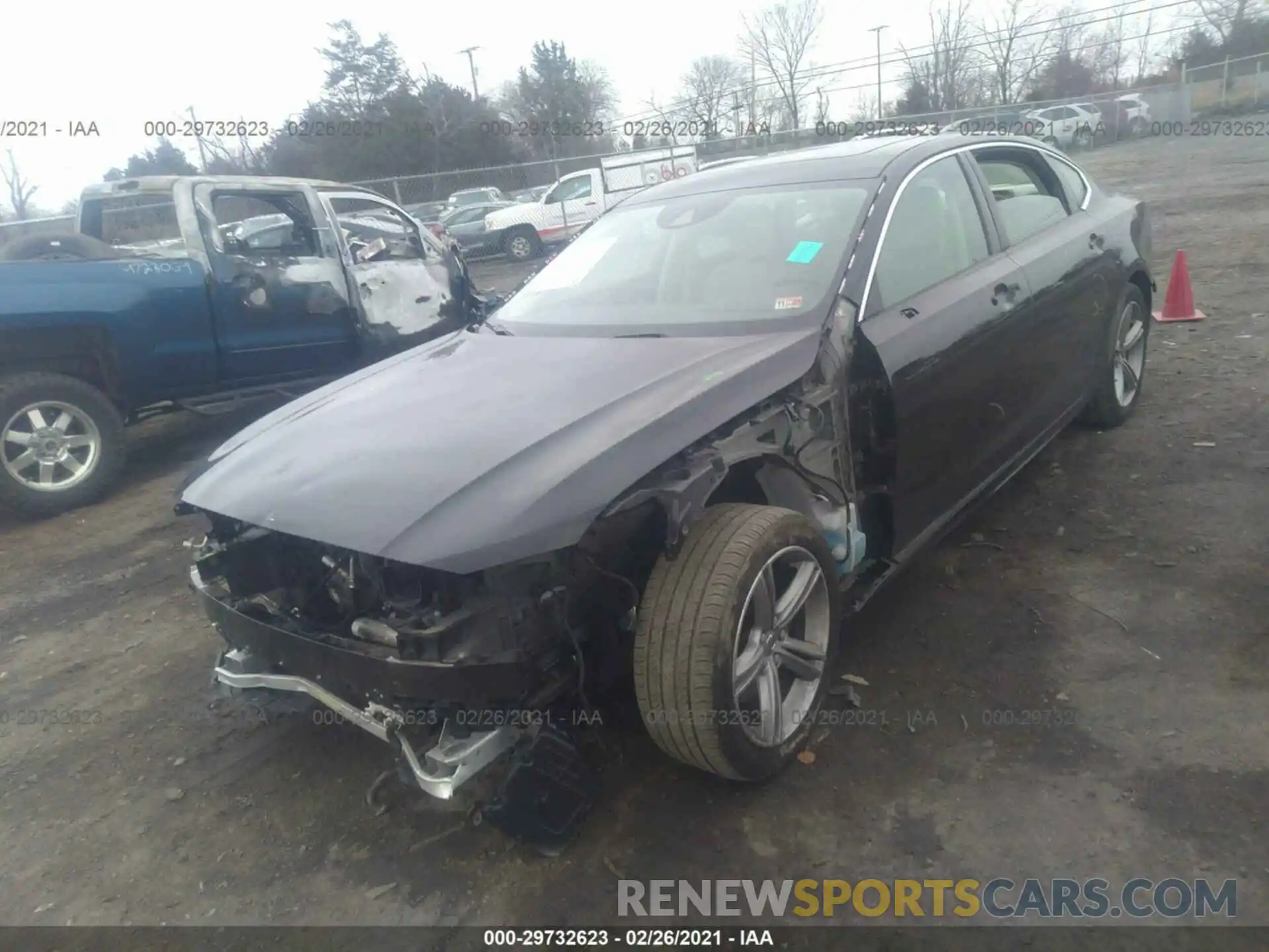 2 Photograph of a damaged car LVY102AK6KP111025 VOLVO S90 2019