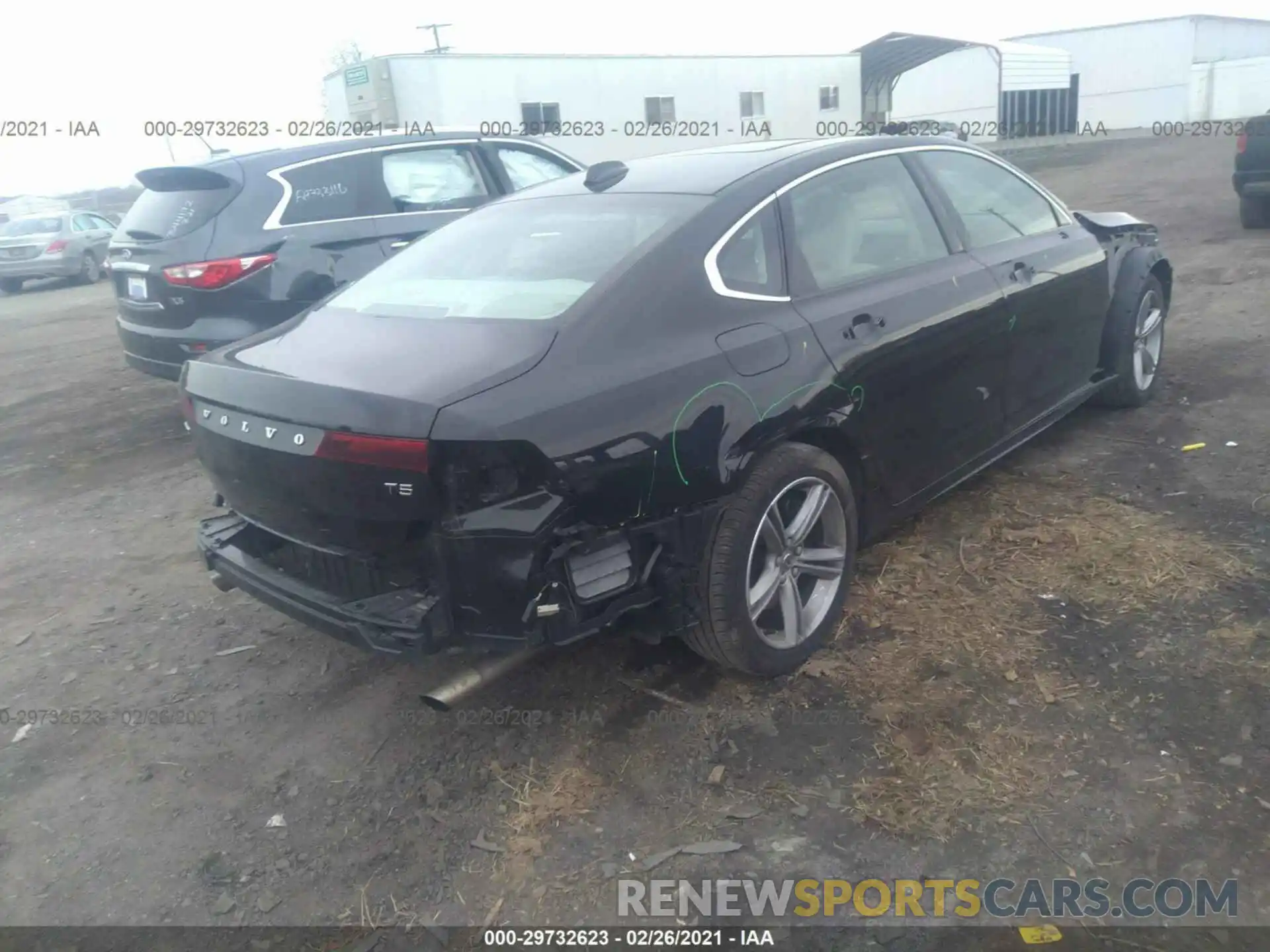 4 Photograph of a damaged car LVY102AK6KP111025 VOLVO S90 2019