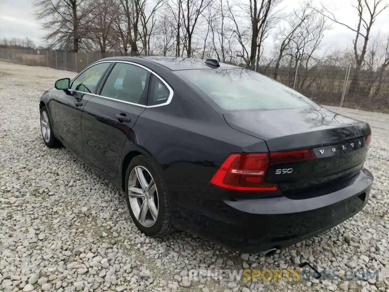 3 Photograph of a damaged car LVY102AKXKP107026 VOLVO S90 2019