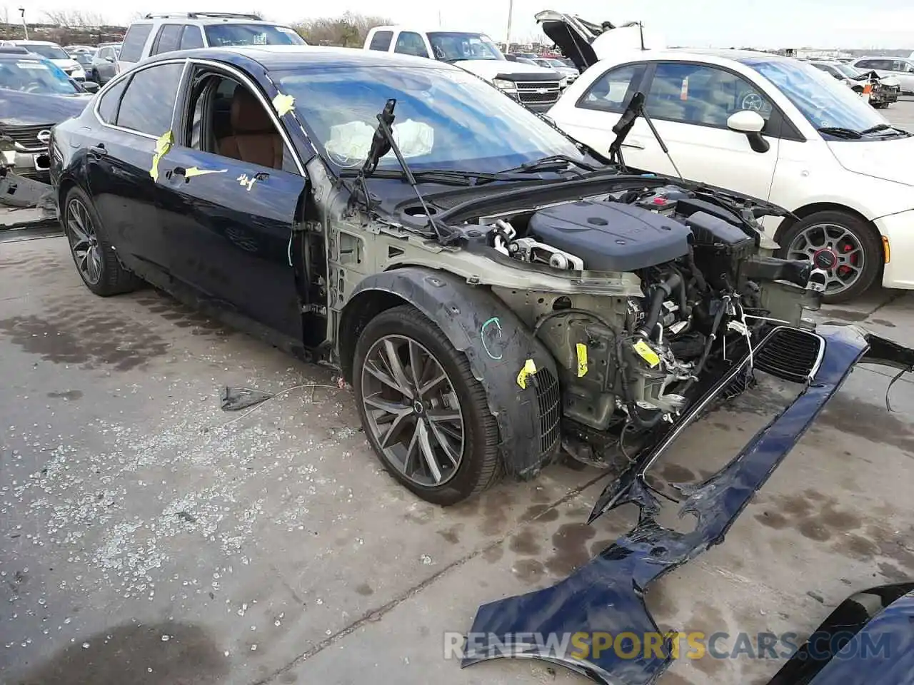 1 Photograph of a damaged car LVY102MK0KP079281 VOLVO S90 2019