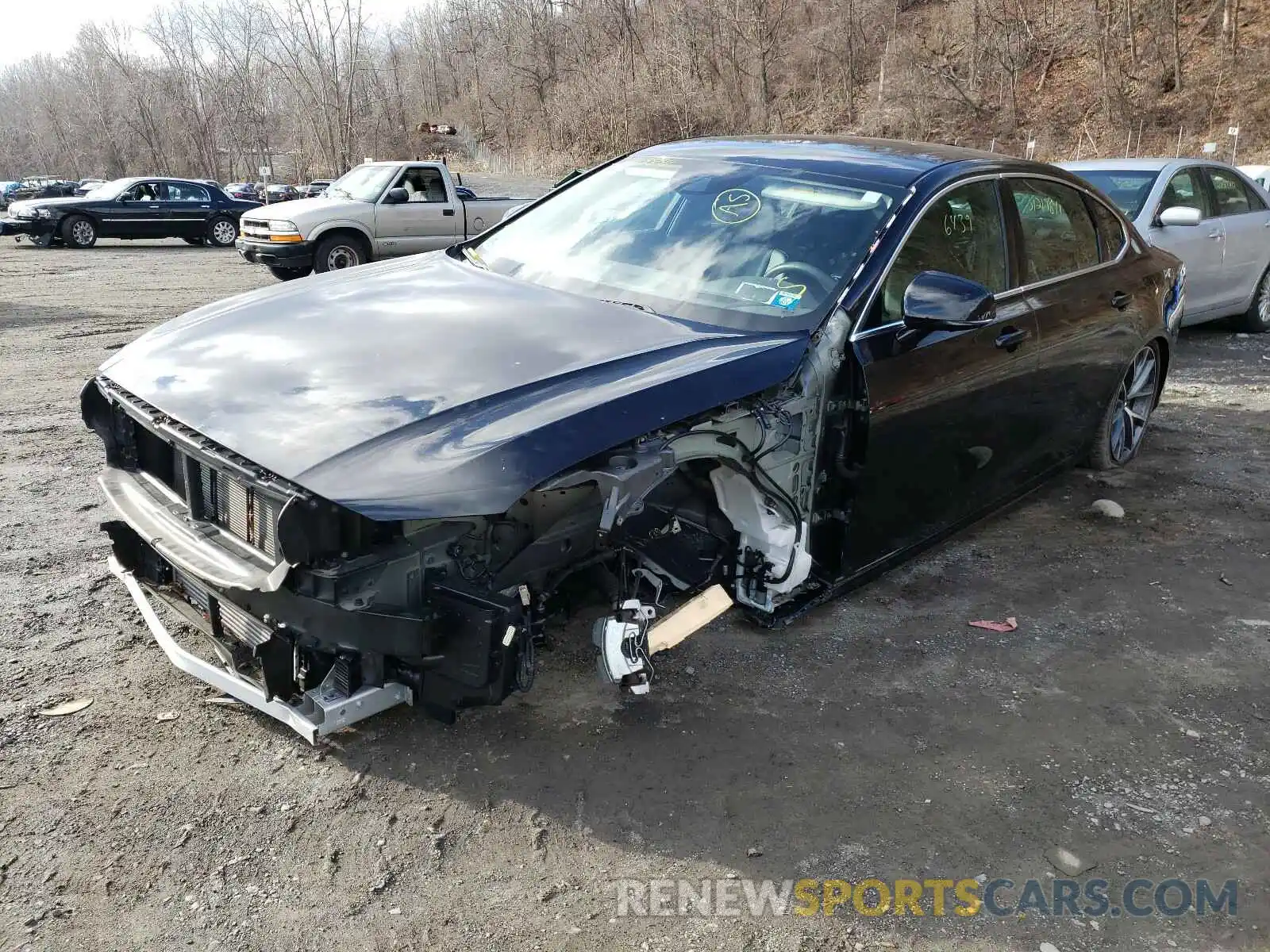 2 Фотография поврежденного автомобиля LVY102MK4KP079784 VOLVO S90 2019