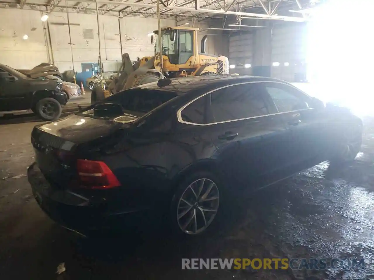 4 Фотография поврежденного автомобиля LVY102MK4KP099369 VOLVO S90 2019