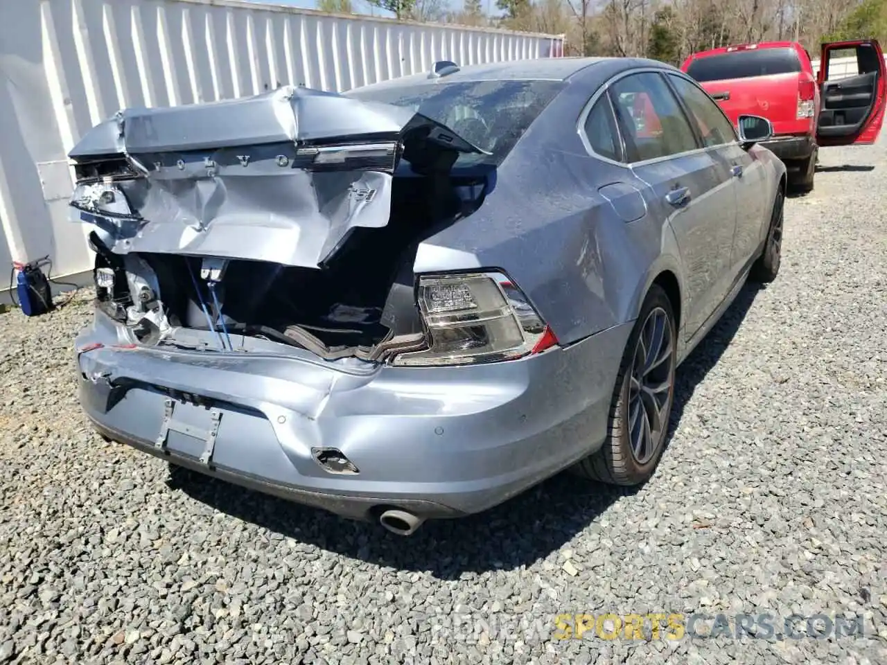 4 Photograph of a damaged car LVY102MK7KP082713 VOLVO S90 2019