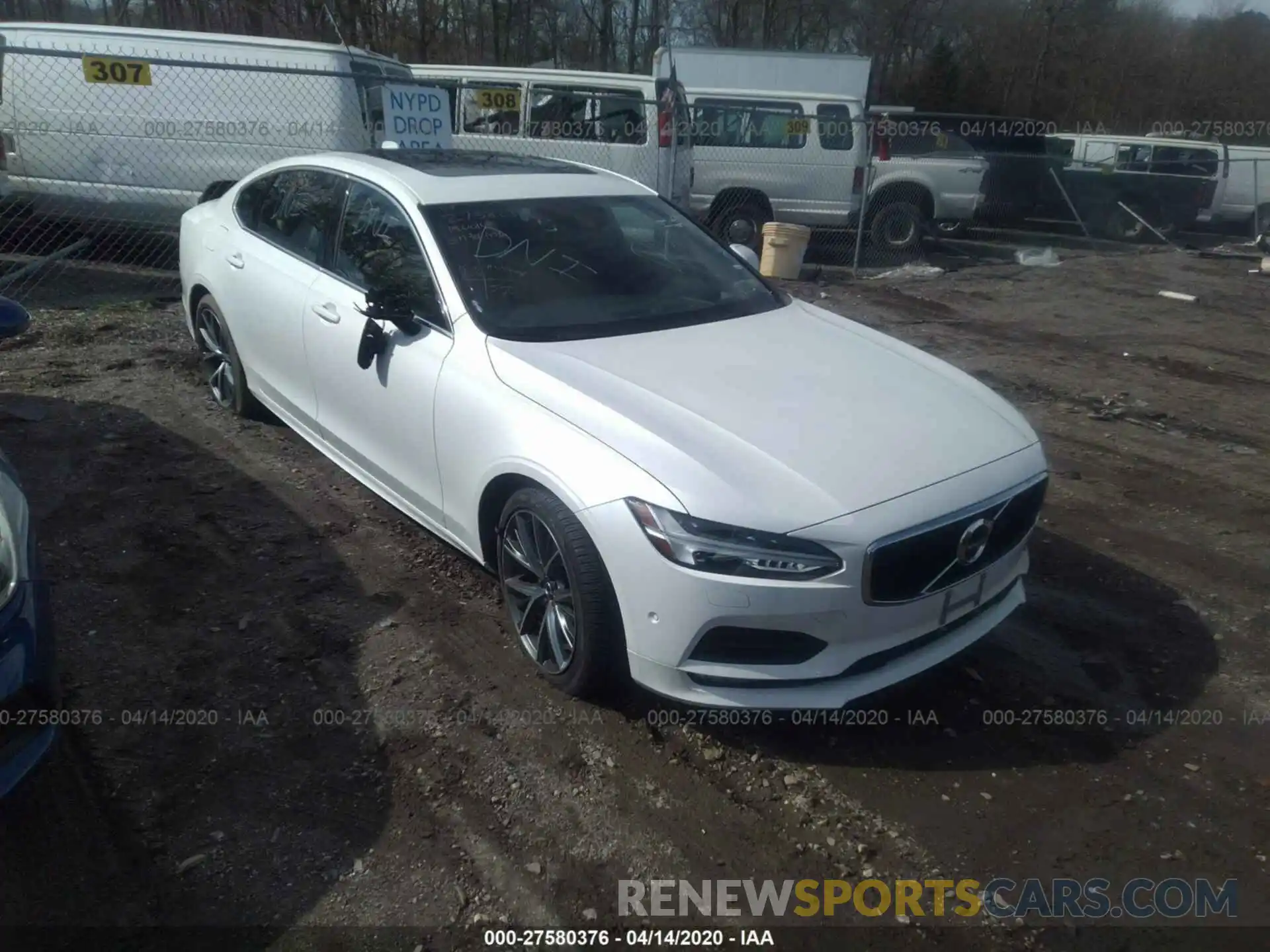 1 Photograph of a damaged car LVY102MK7KP083117 VOLVO S90 2019