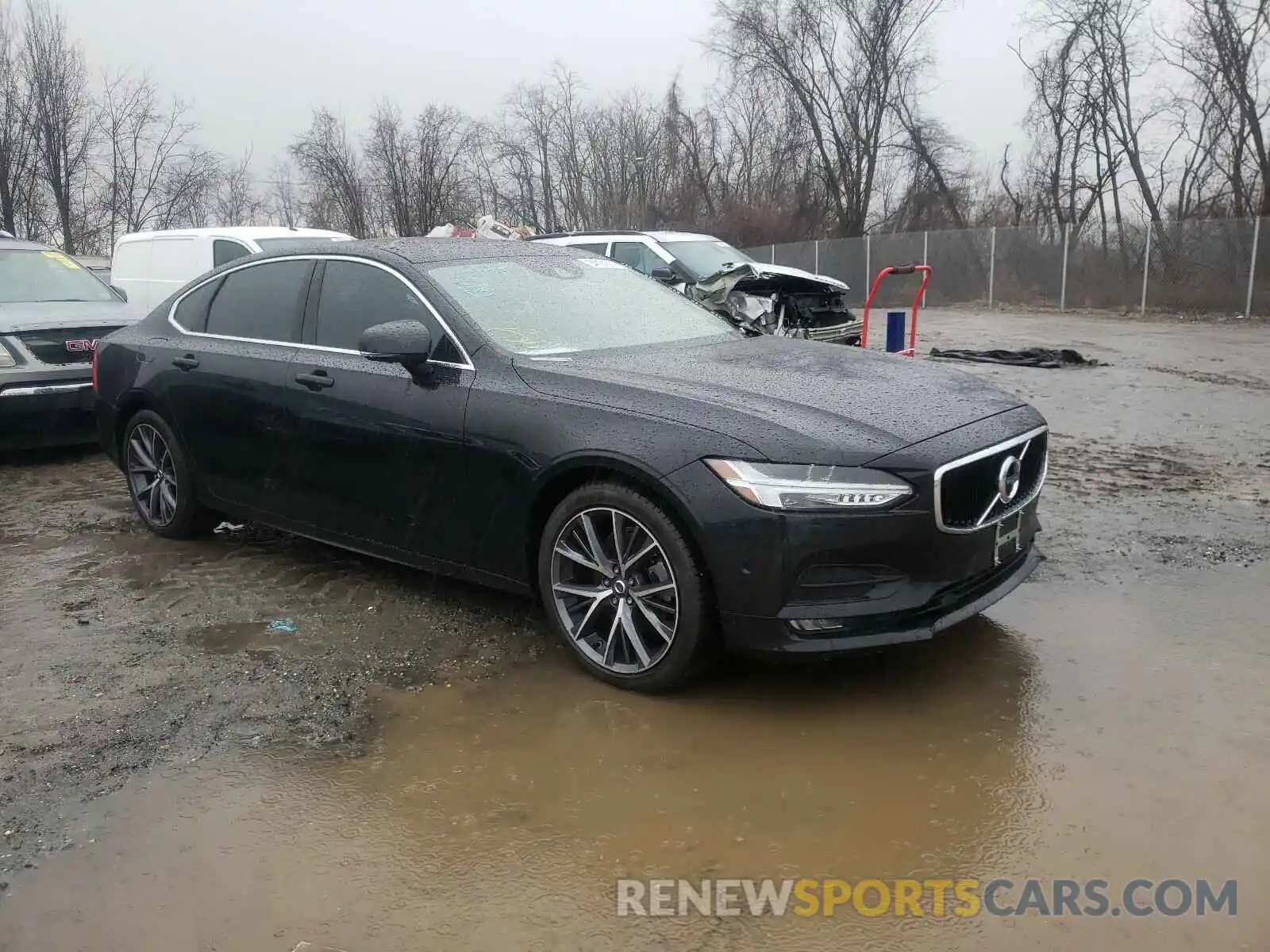 1 Photograph of a damaged car LVY102MKXKP089638 VOLVO S90 2019