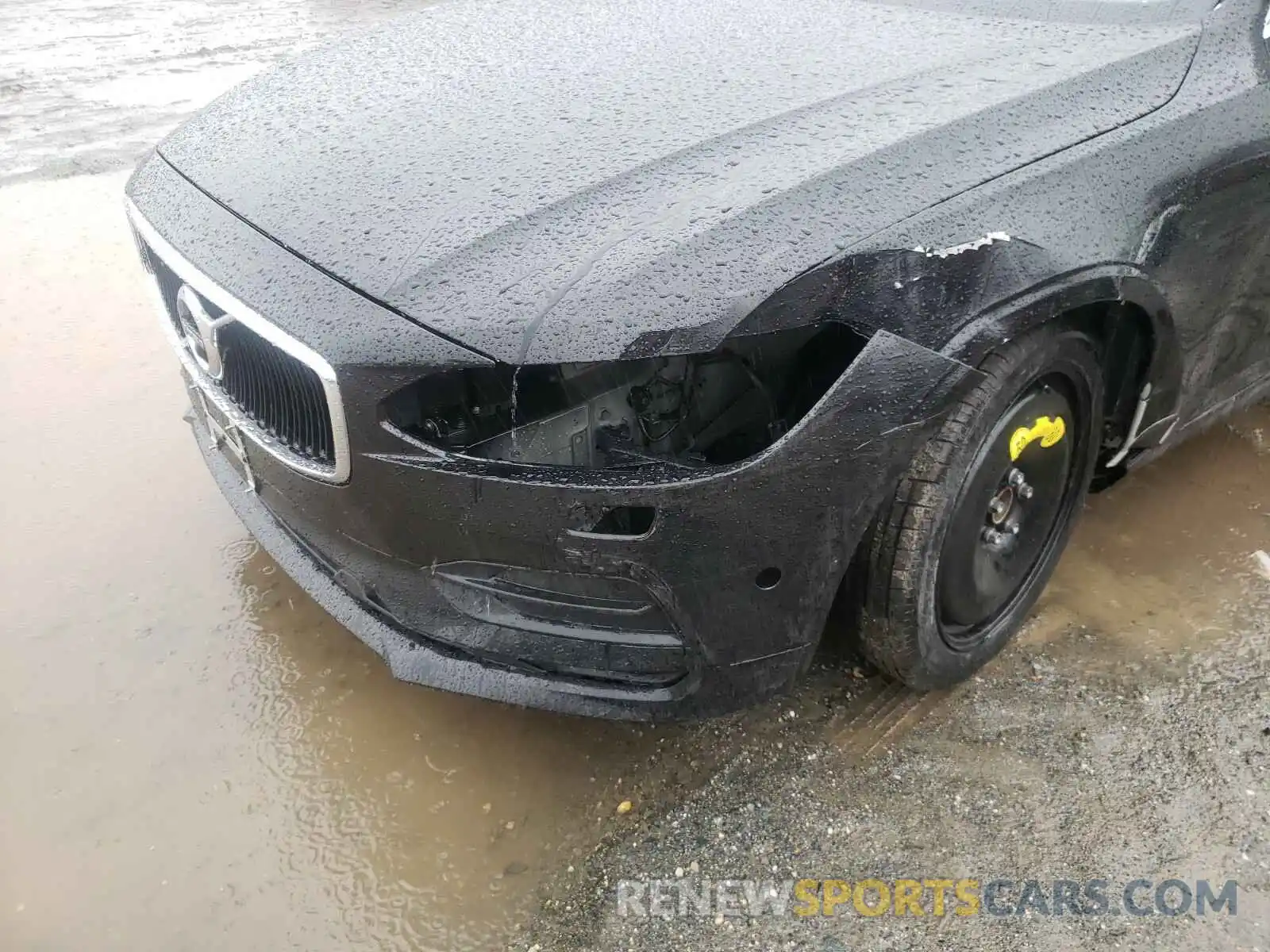 9 Photograph of a damaged car LVY102MKXKP089638 VOLVO S90 2019