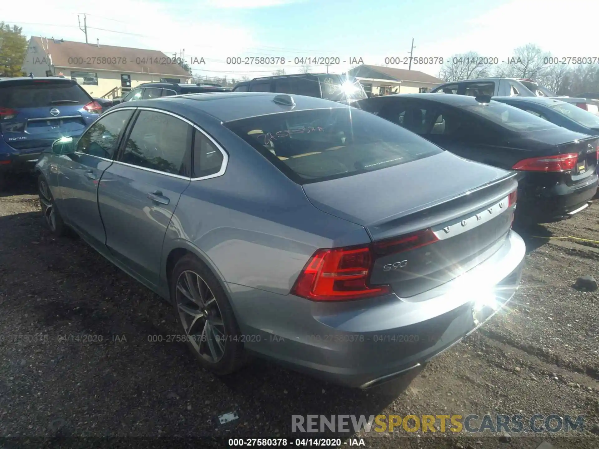 3 Photograph of a damaged car LVYA22MK4KP110025 VOLVO S90 2019