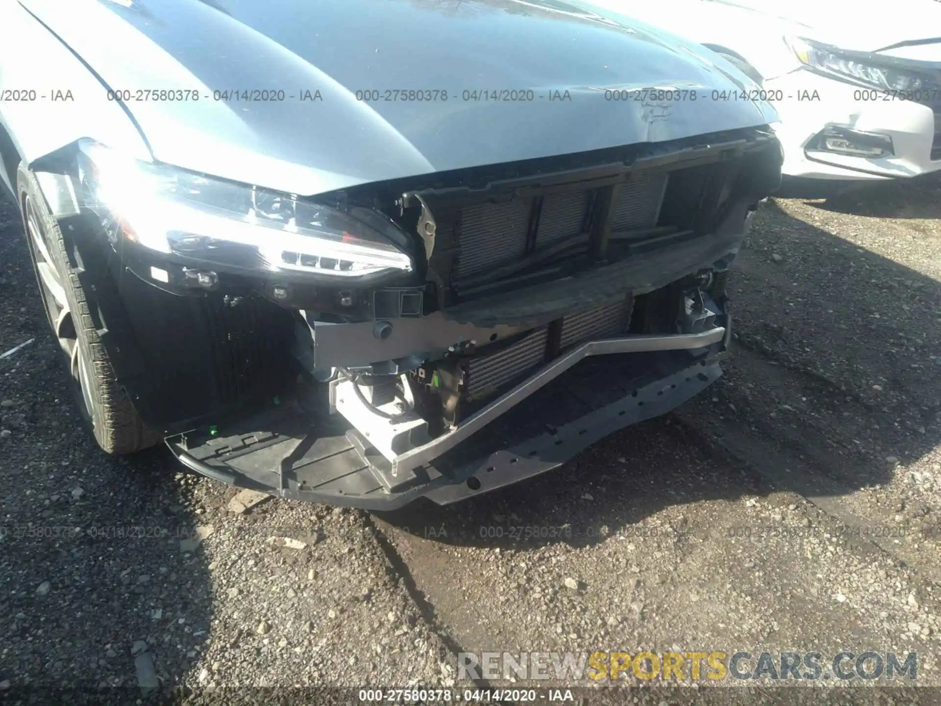 6 Photograph of a damaged car LVYA22MK4KP110025 VOLVO S90 2019