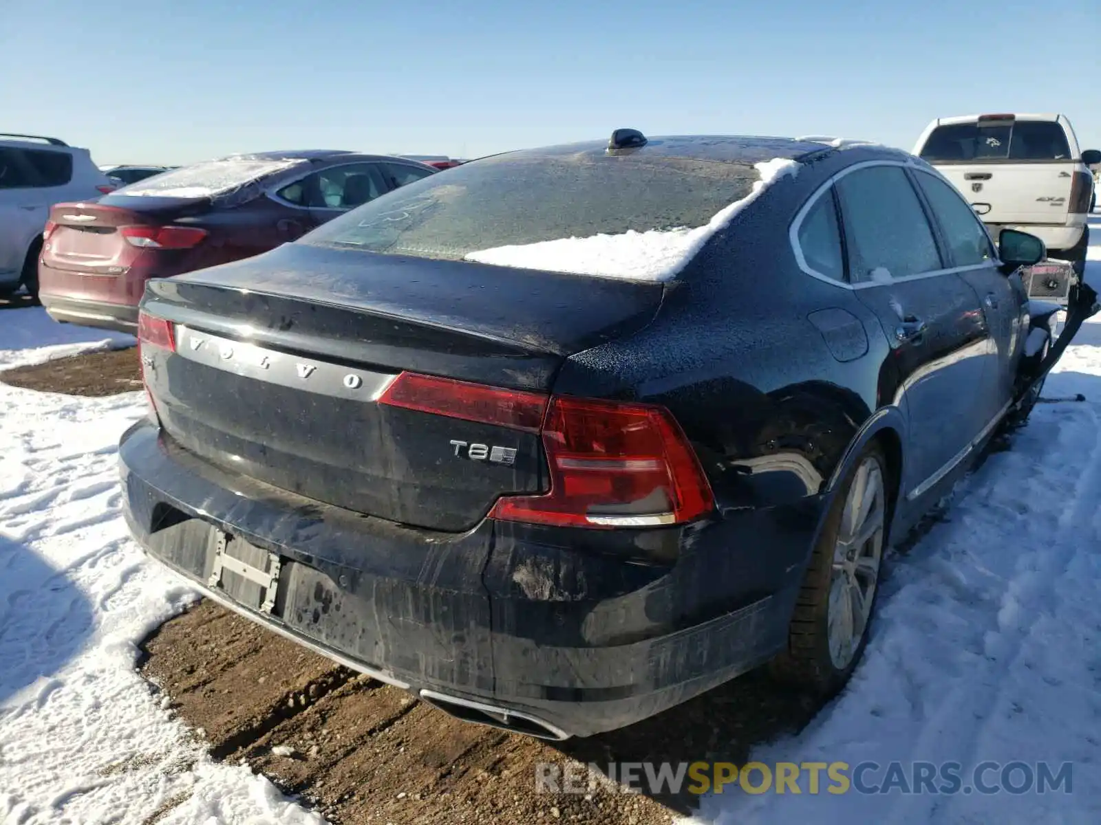 4 Photograph of a damaged car LVYBR0AL0KP084993 VOLVO S90 2019