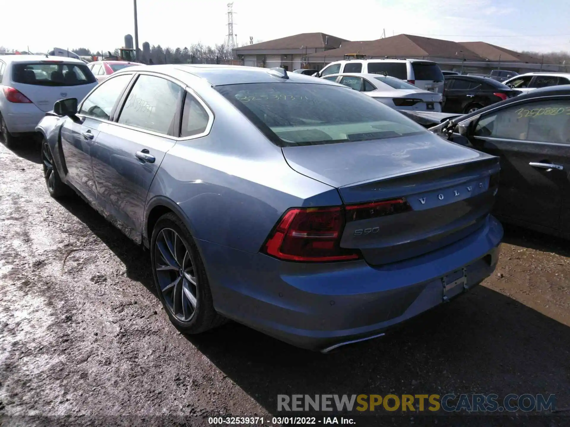 3 Photograph of a damaged car LVYA22MK2LP163596 VOLVO S90 2020