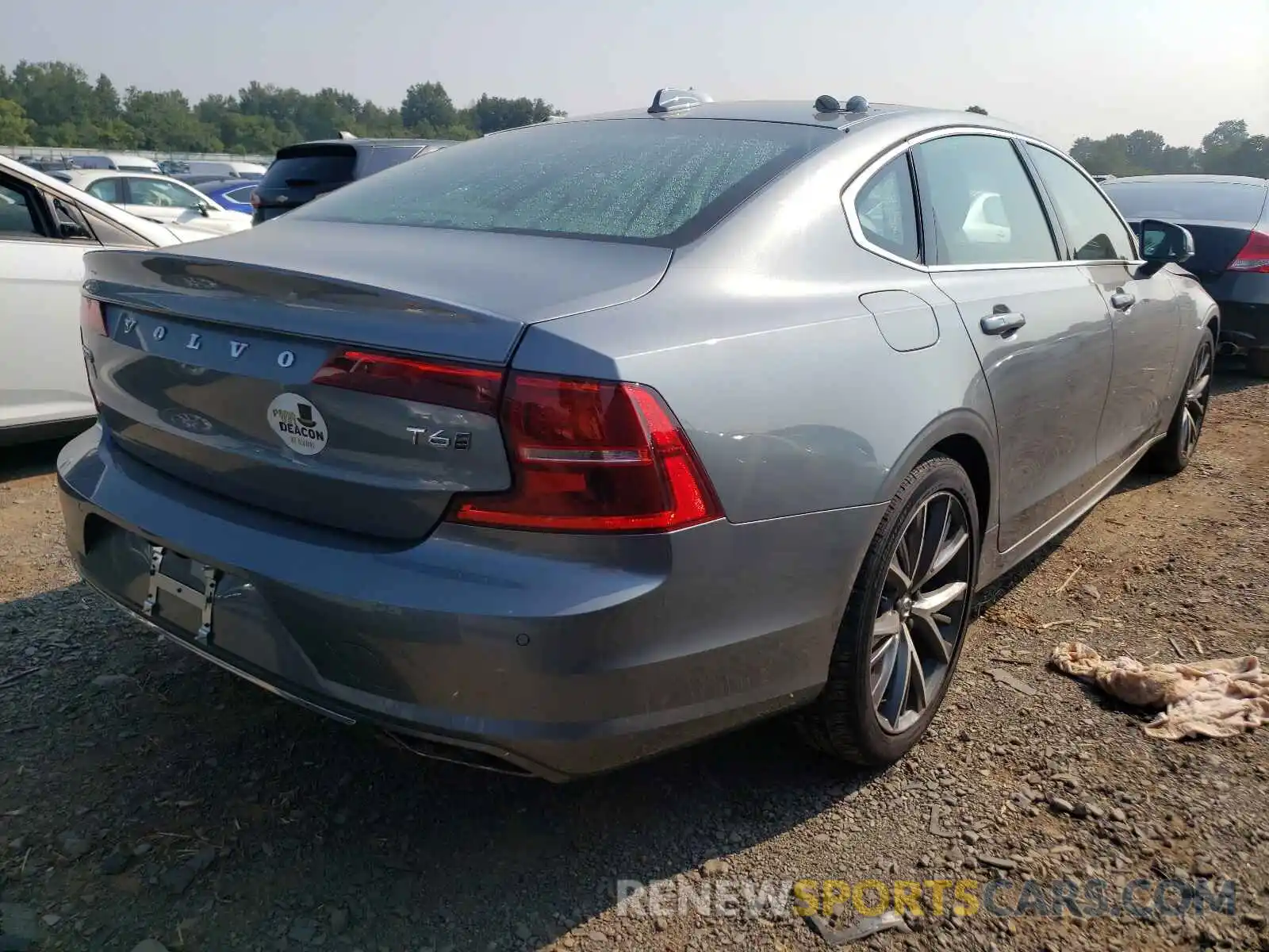 4 Photograph of a damaged car LVYA22MK3LP171805 VOLVO S90 2020