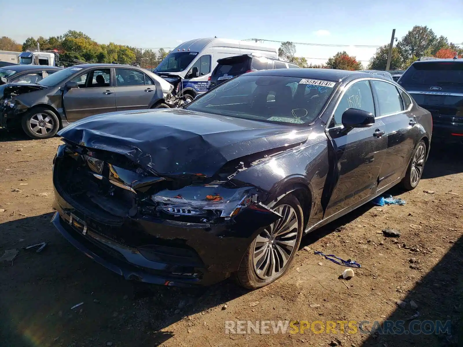 2 Photograph of a damaged car LVYA22MK6LP175539 VOLVO S90 2020