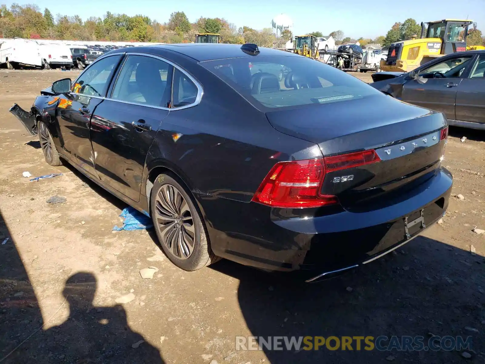 3 Photograph of a damaged car LVYA22MK6LP175539 VOLVO S90 2020