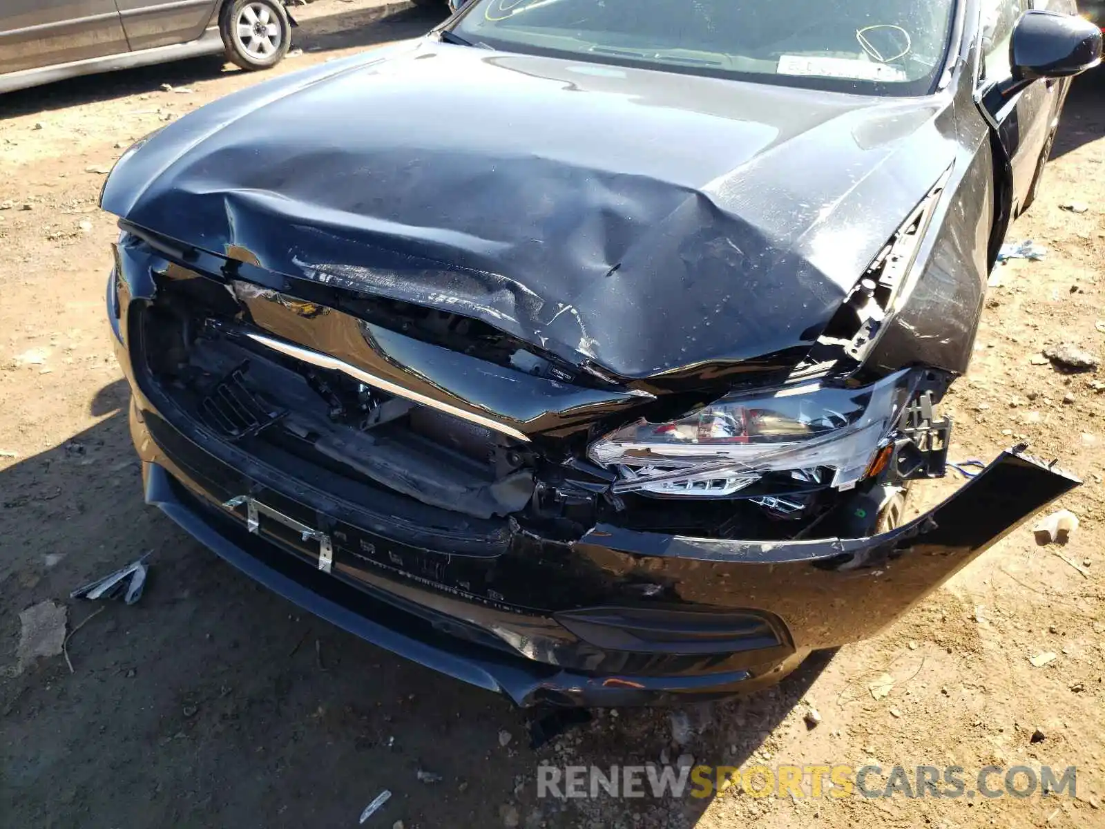 9 Photograph of a damaged car LVYA22MK6LP175539 VOLVO S90 2020