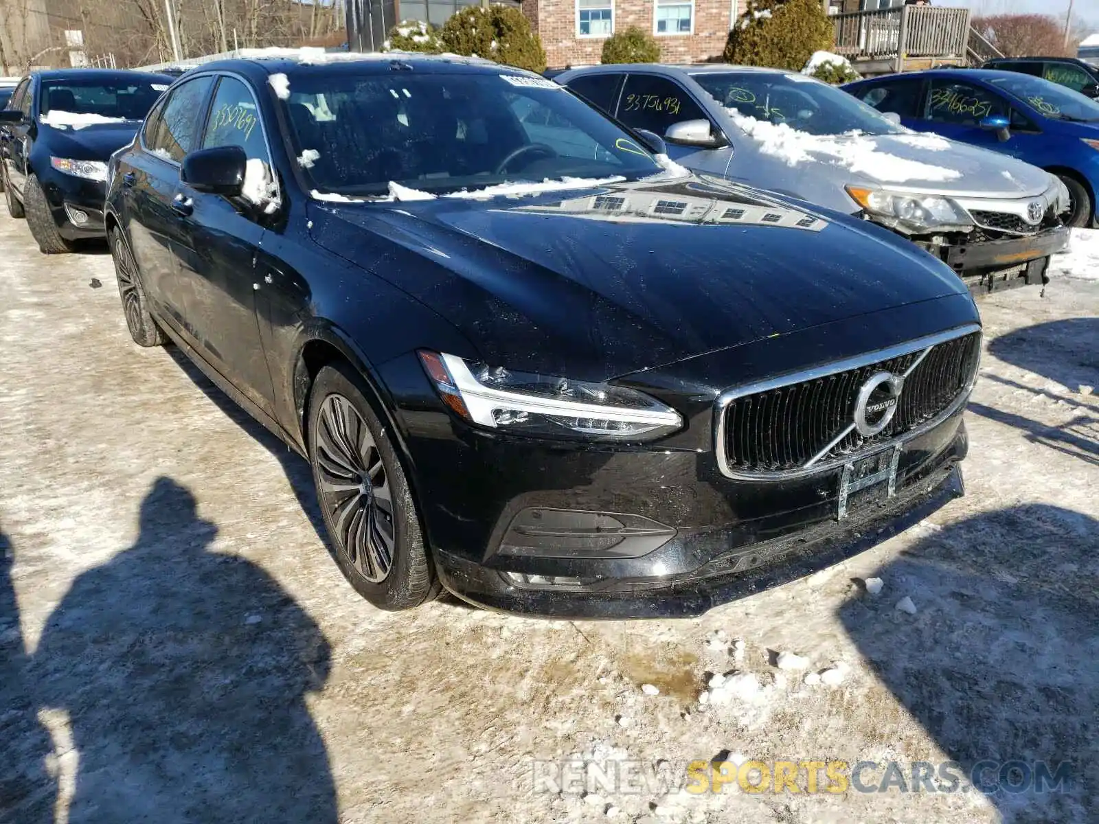 1 Photograph of a damaged car LVYA22MKXLP174796 VOLVO S90 2020