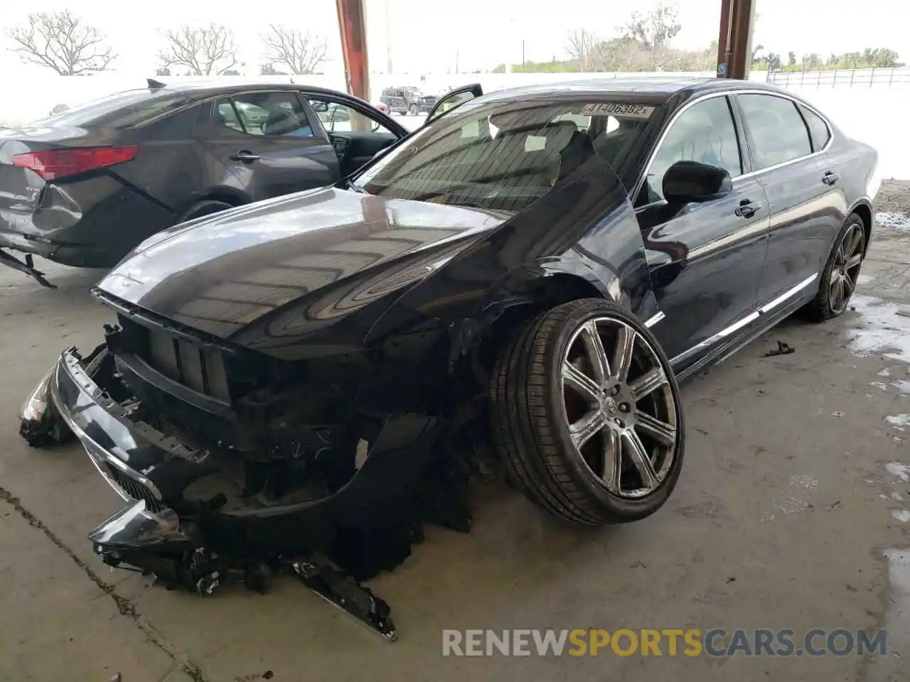 2 Photograph of a damaged car LVYA22ML3LP172249 VOLVO S90 2020