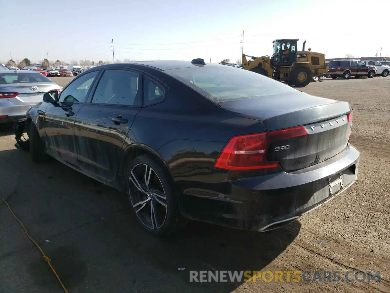 3 Photograph of a damaged car LVYA22MT7LP170181 VOLVO S90 2020