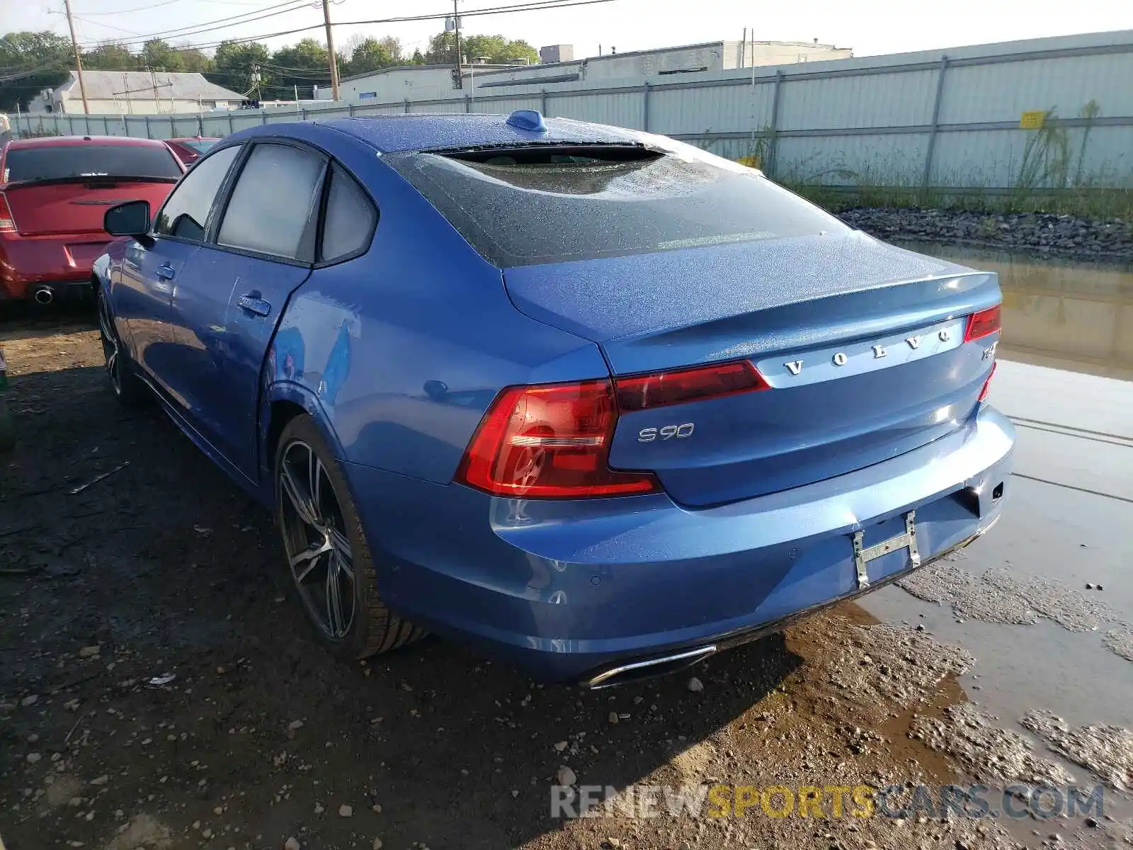 3 Photograph of a damaged car LVYA22MT9LP169145 VOLVO S90 2020