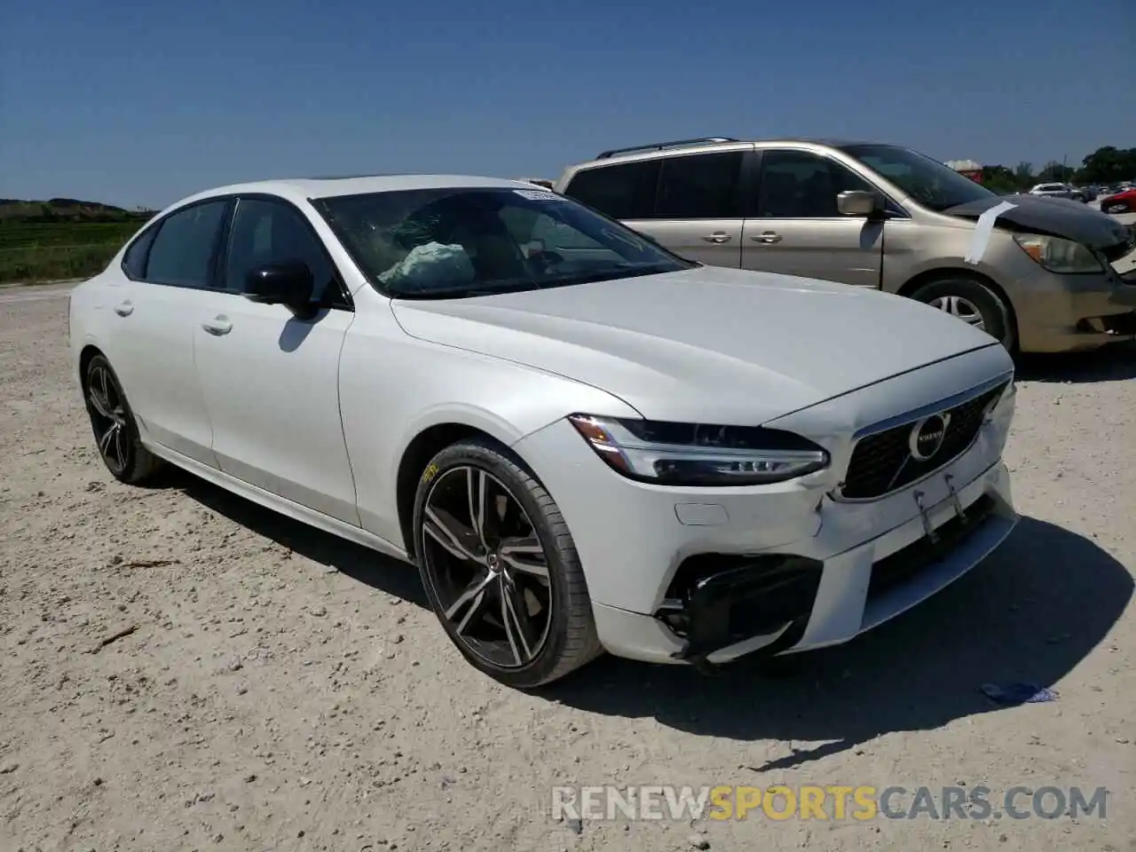 1 Photograph of a damaged car LVYA22MTXLP180512 VOLVO S90 2020