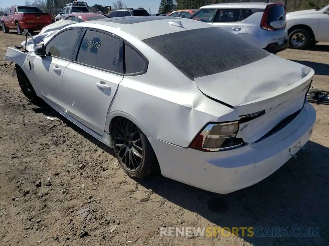 3 Photograph of a damaged car LVYBR0AT1LP172291 VOLVO S90 2020