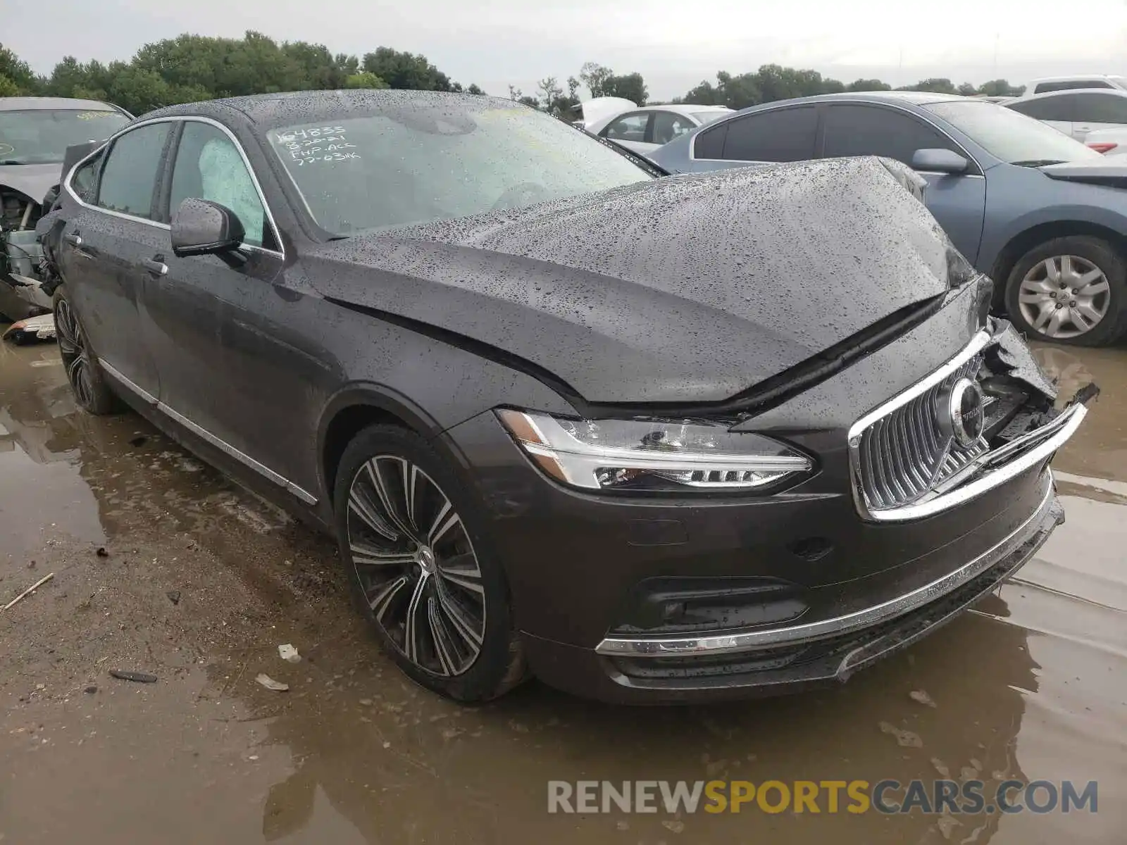 1 Photograph of a damaged car LVYA22ML8MP222709 VOLVO S90 2021