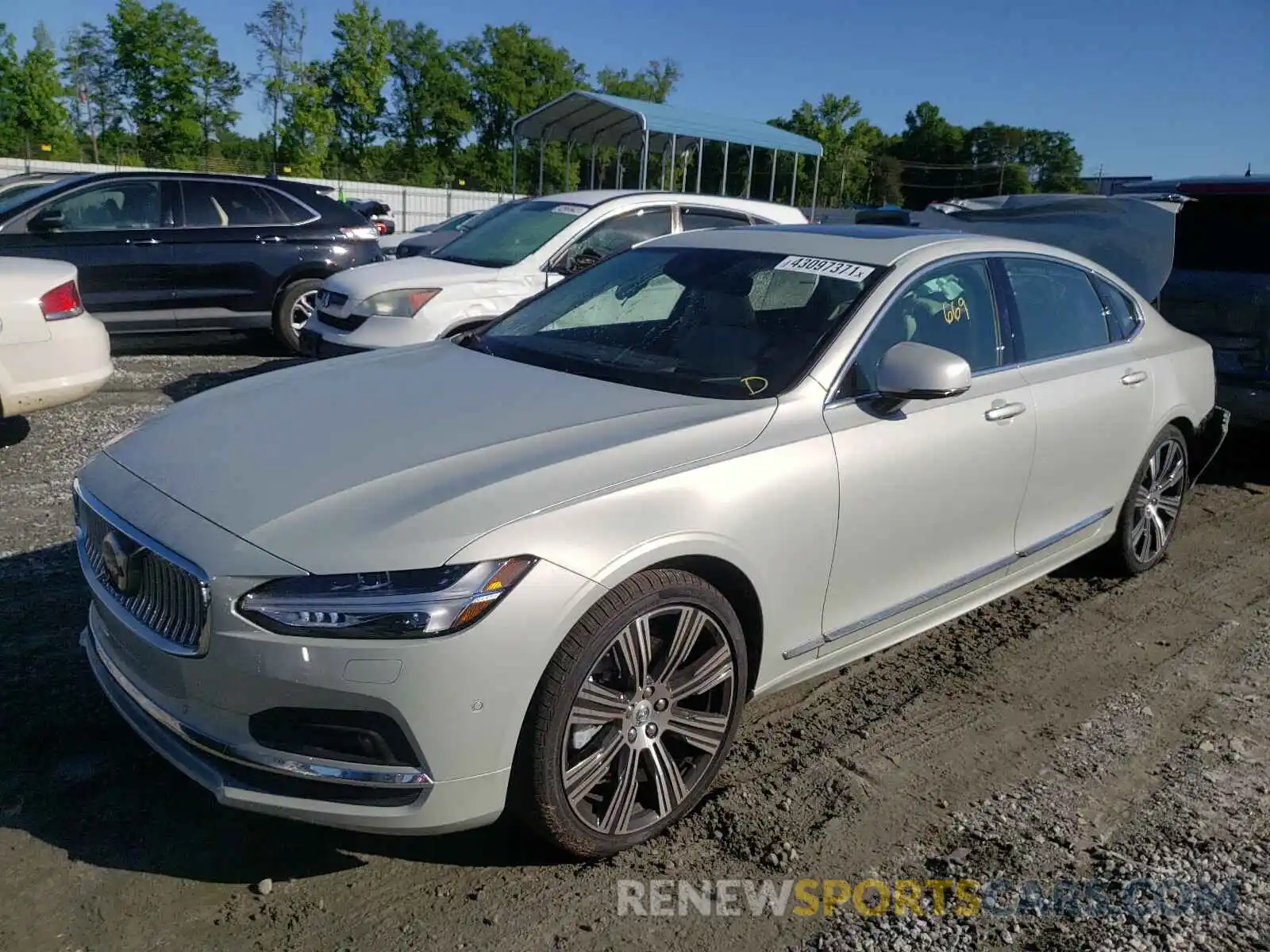 1 Photograph of a damaged car LVYA22ML9MP211427 VOLVO S90 2021