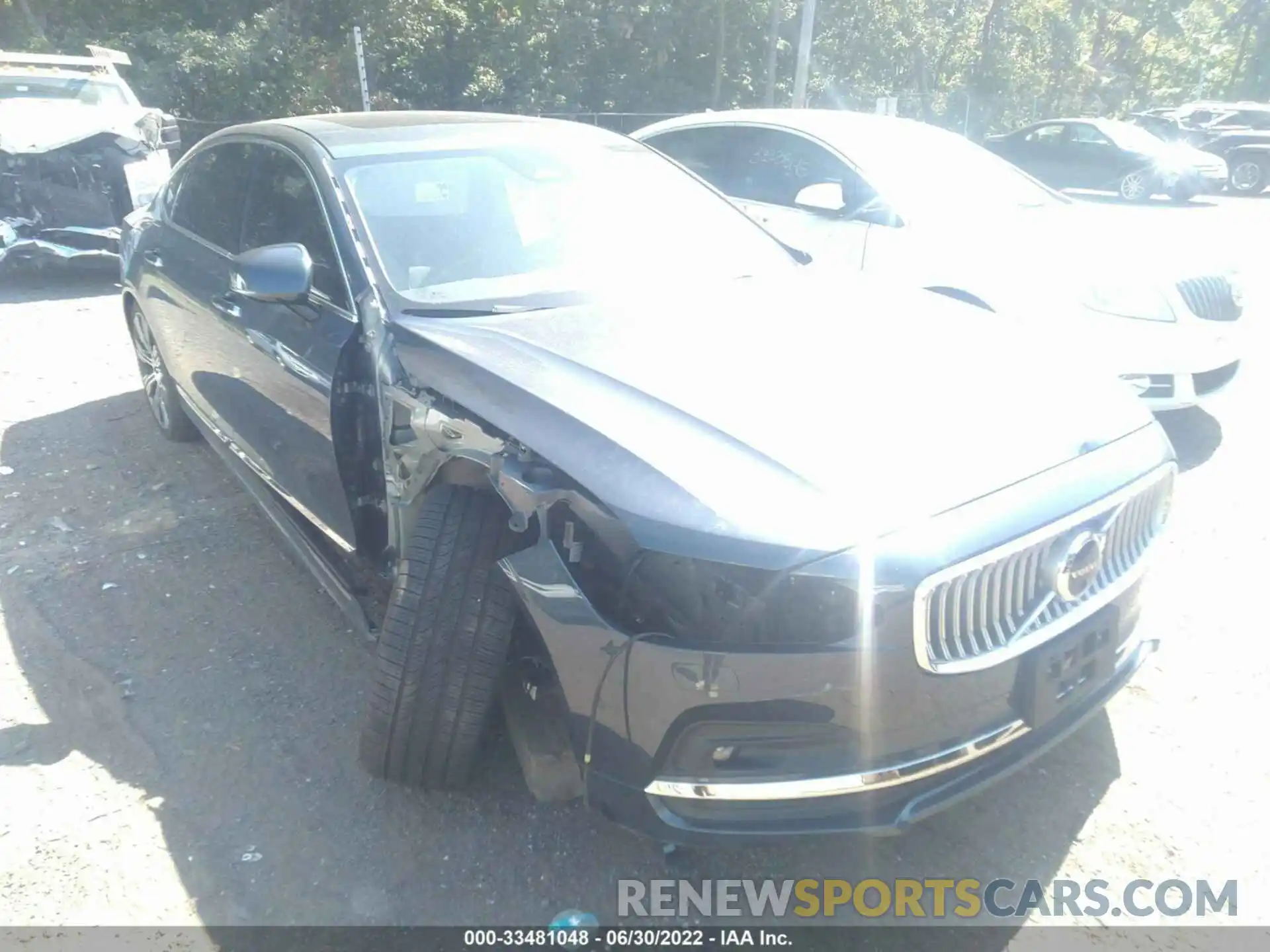 1 Photograph of a damaged car LVY062ML2NP256288 VOLVO S90 2022