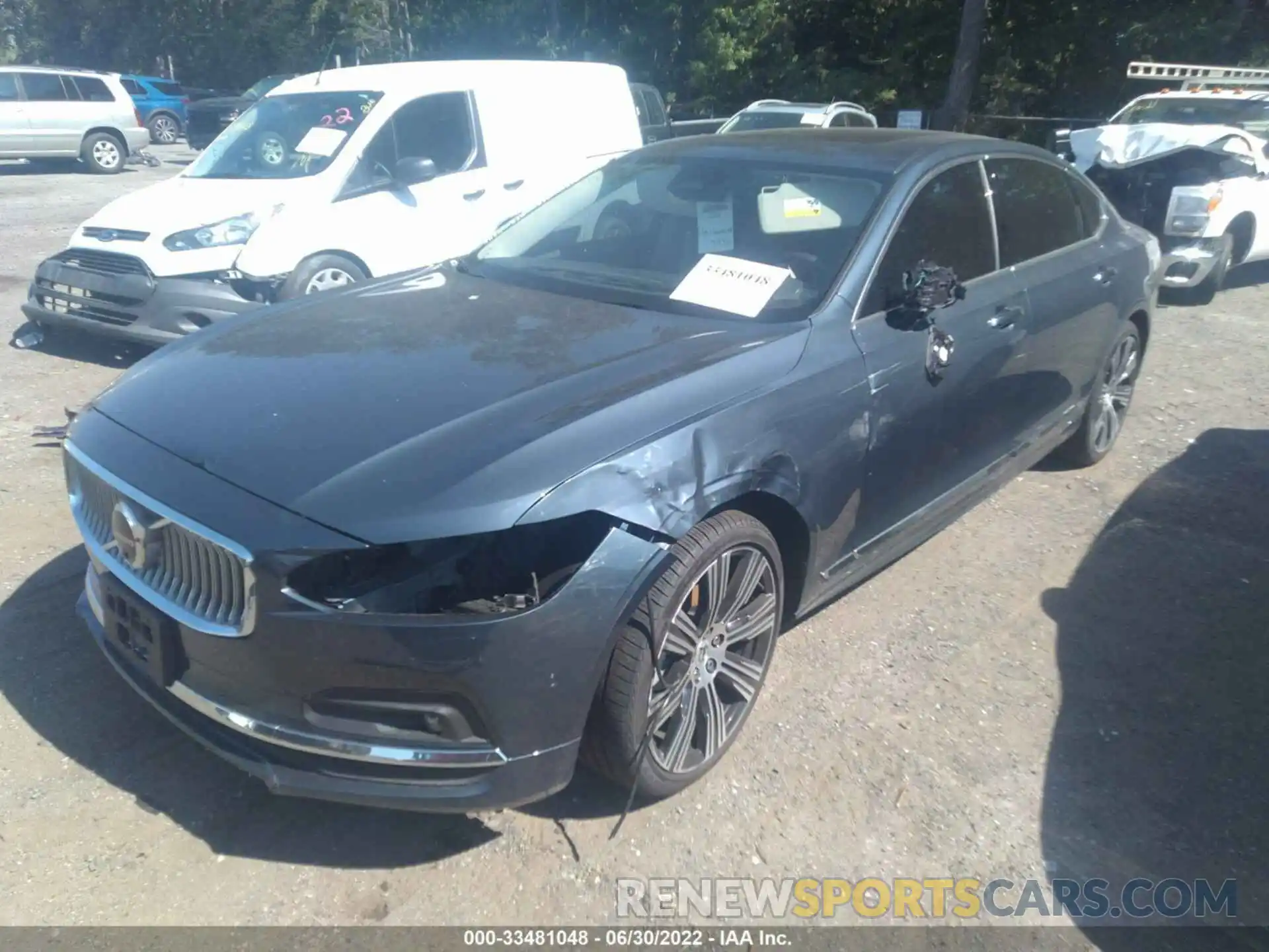 2 Photograph of a damaged car LVY062ML2NP256288 VOLVO S90 2022