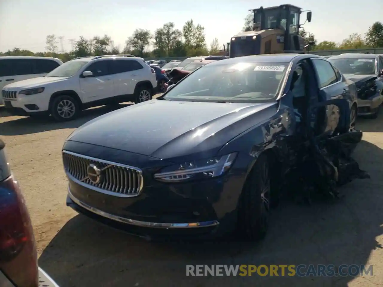 2 Фотография поврежденного автомобиля LVY062ML4NP261833 VOLVO S90 B6 INS 2022