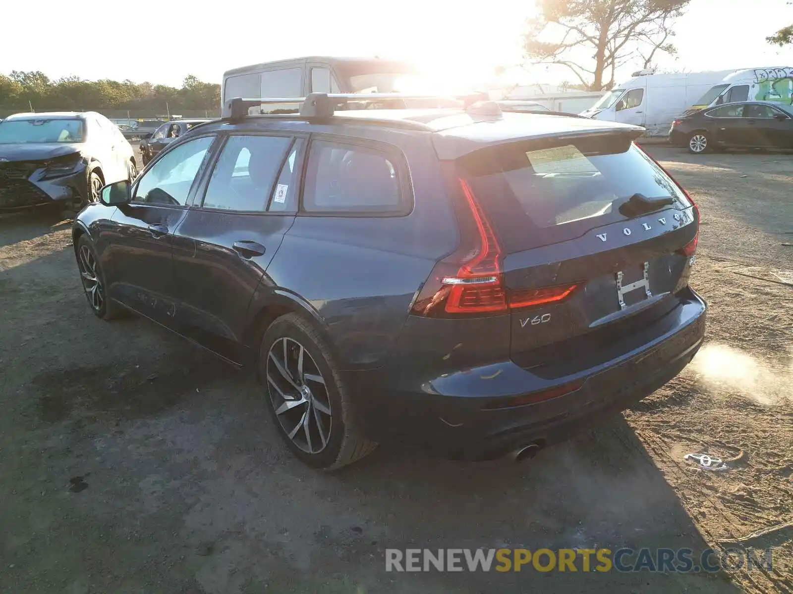 3 Photograph of a damaged car YV1A22SK2K1341514 VOLVO V60 2019