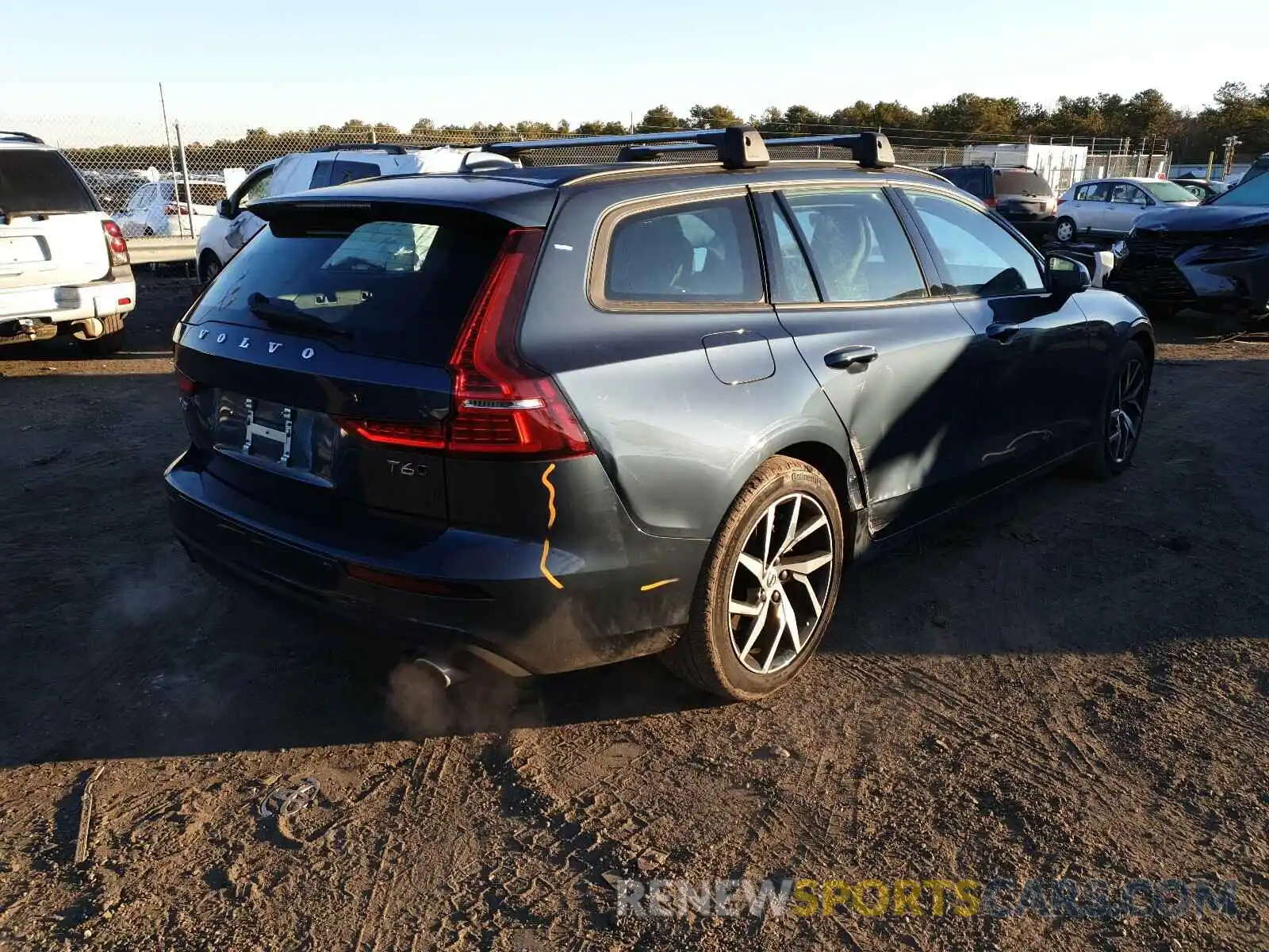 4 Photograph of a damaged car YV1A22SK2K1341514 VOLVO V60 2019