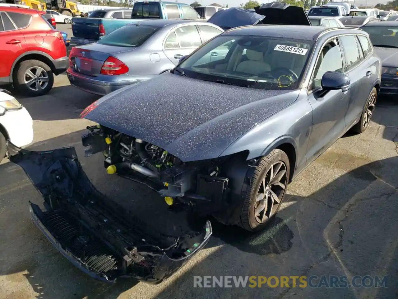 2 Photograph of a damaged car YV1102EK1L2358513 VOLVO V60 2020