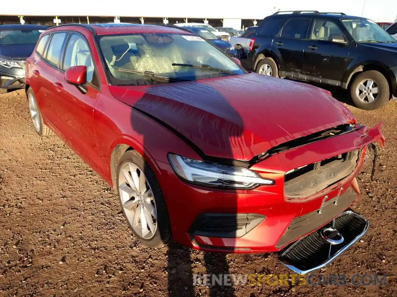 1 Photograph of a damaged car YV1102EK6L2397470 VOLVO V60 2020