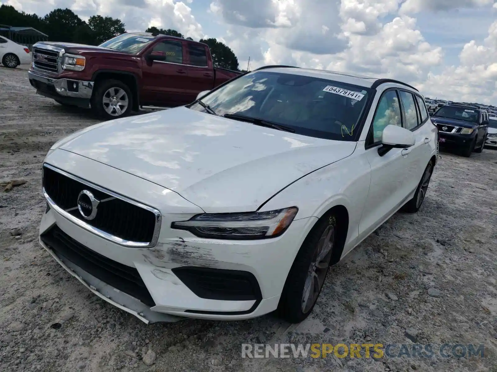 2 Photograph of a damaged car YV1102EKXL2347574 VOLVO V60 2020