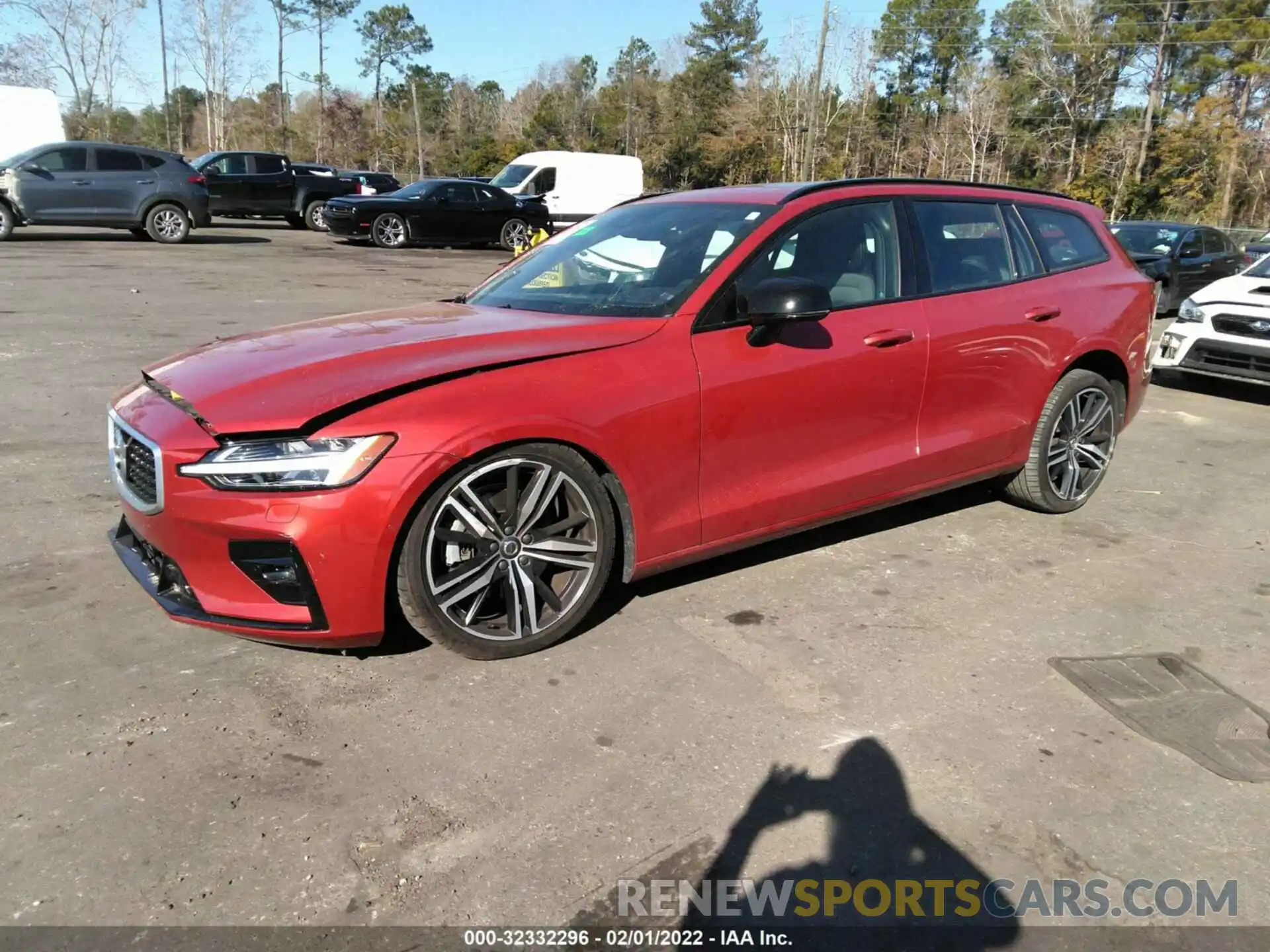 2 Photograph of a damaged car YV1102EM0L2356625 VOLVO V60 2020