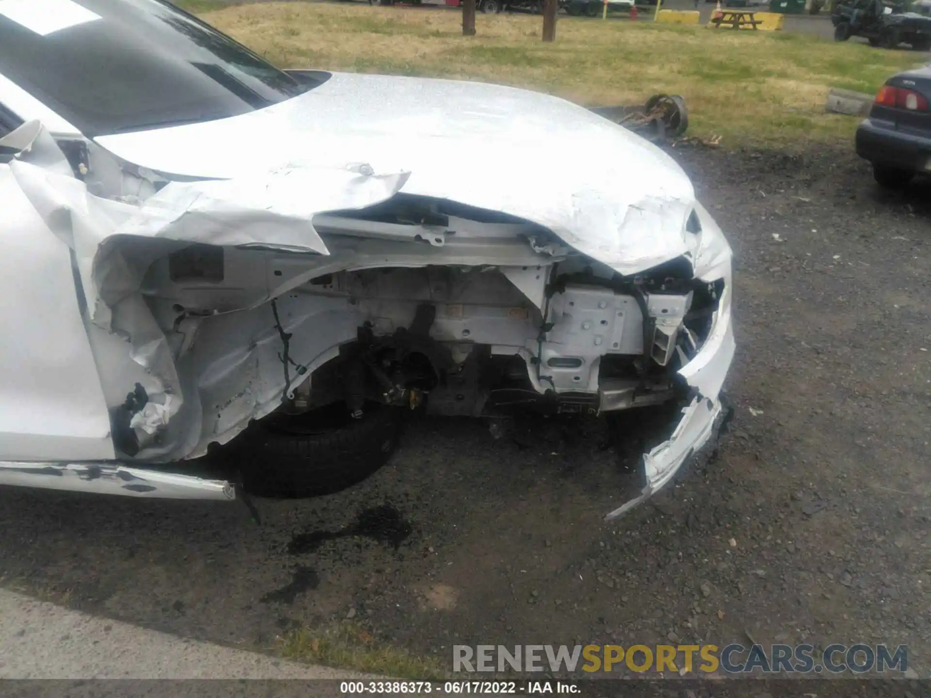 6 Photograph of a damaged car YV1102EM0L2371741 VOLVO V60 2020