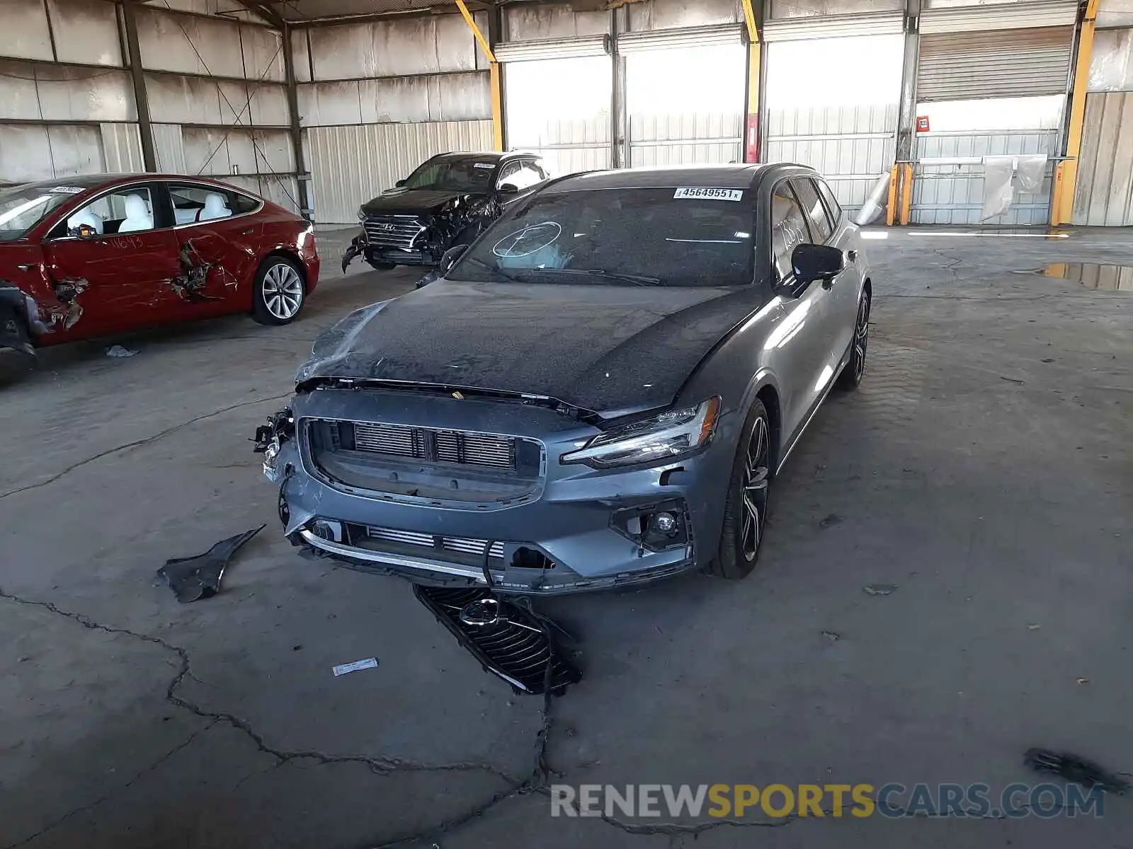 2 Photograph of a damaged car YV1102EM5L2351355 VOLVO V60 2020