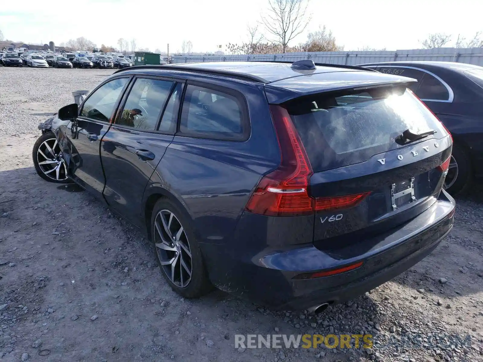 3 Photograph of a damaged car YV1A22SK7L2349023 VOLVO V60 2020