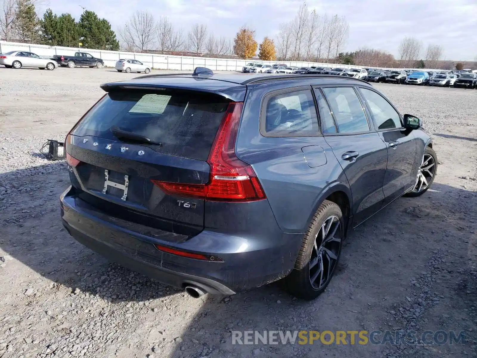 4 Photograph of a damaged car YV1A22SK7L2349023 VOLVO V60 2020