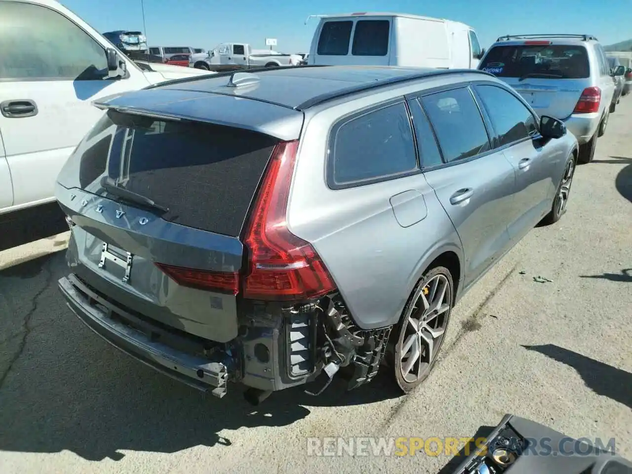 4 Фотография поврежденного автомобиля YV1BK0EP4L1395754 VOLVO V60 2020