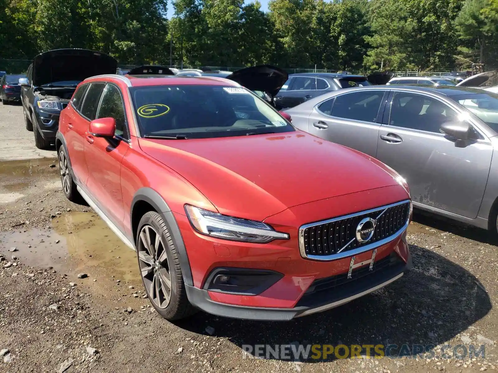 1 Photograph of a damaged car YV4102WK0L1042852 VOLVO V60 2020