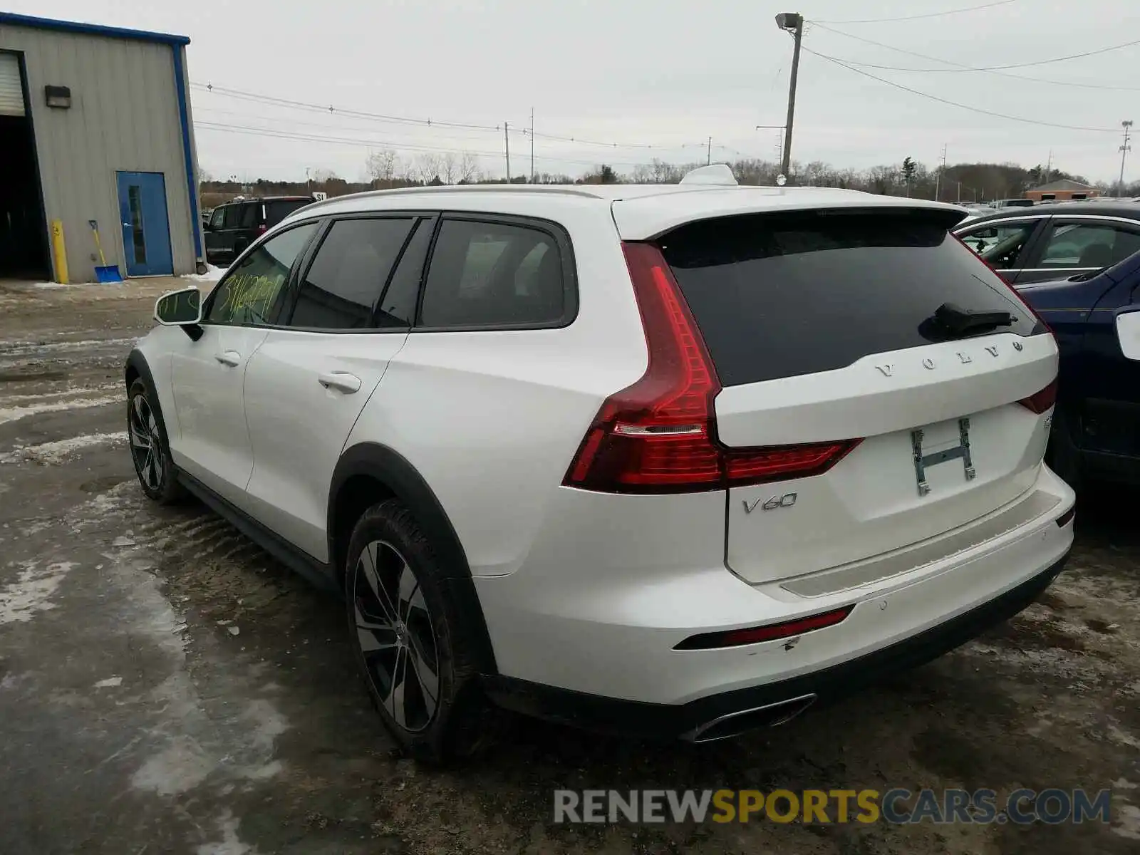 3 Photograph of a damaged car YV4102WK0L1049073 VOLVO V60 2020