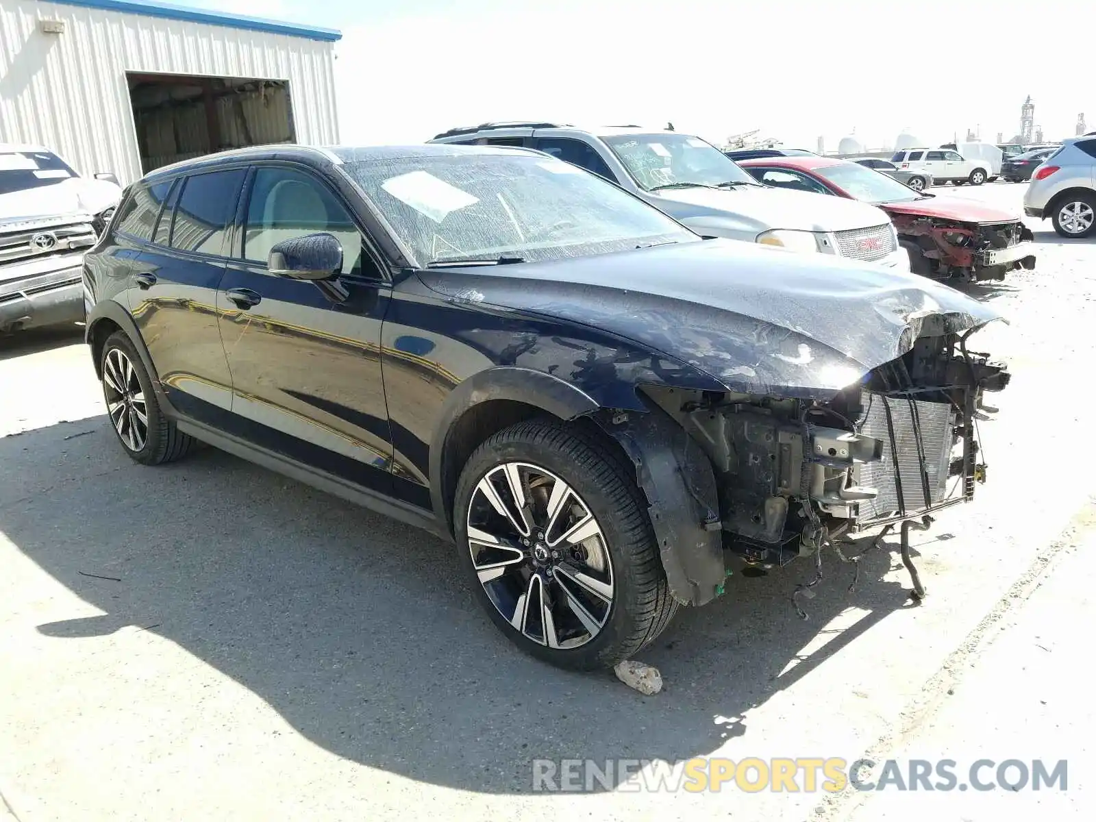 1 Photograph of a damaged car YV4102WK3L1042876 VOLVO V60 2020