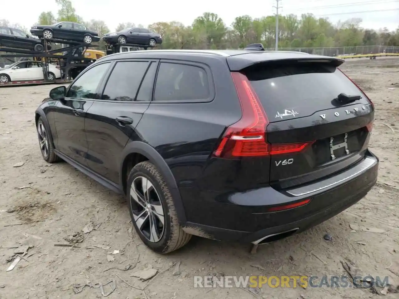 3 Photograph of a damaged car YV4102WK7L1030455 VOLVO V60 2020