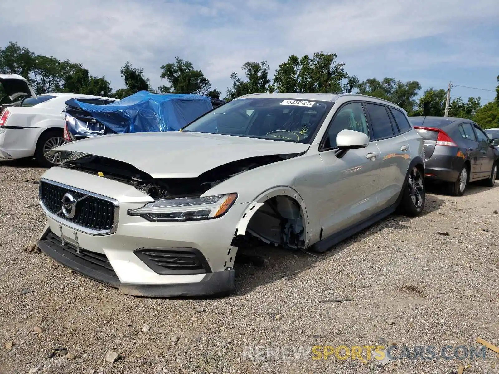 2 Photograph of a damaged car YV4102WK7L1036496 VOLVO V60 2020