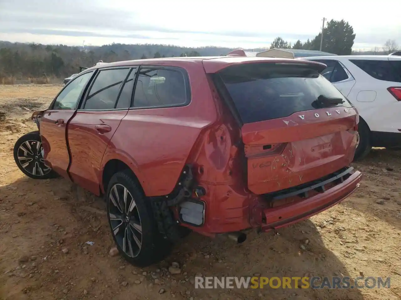 3 Photograph of a damaged car YV4102WK4M1068209 VOLVO V60 2021